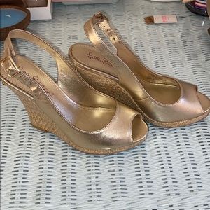 Lilly Pulitzer gold Wedges like new